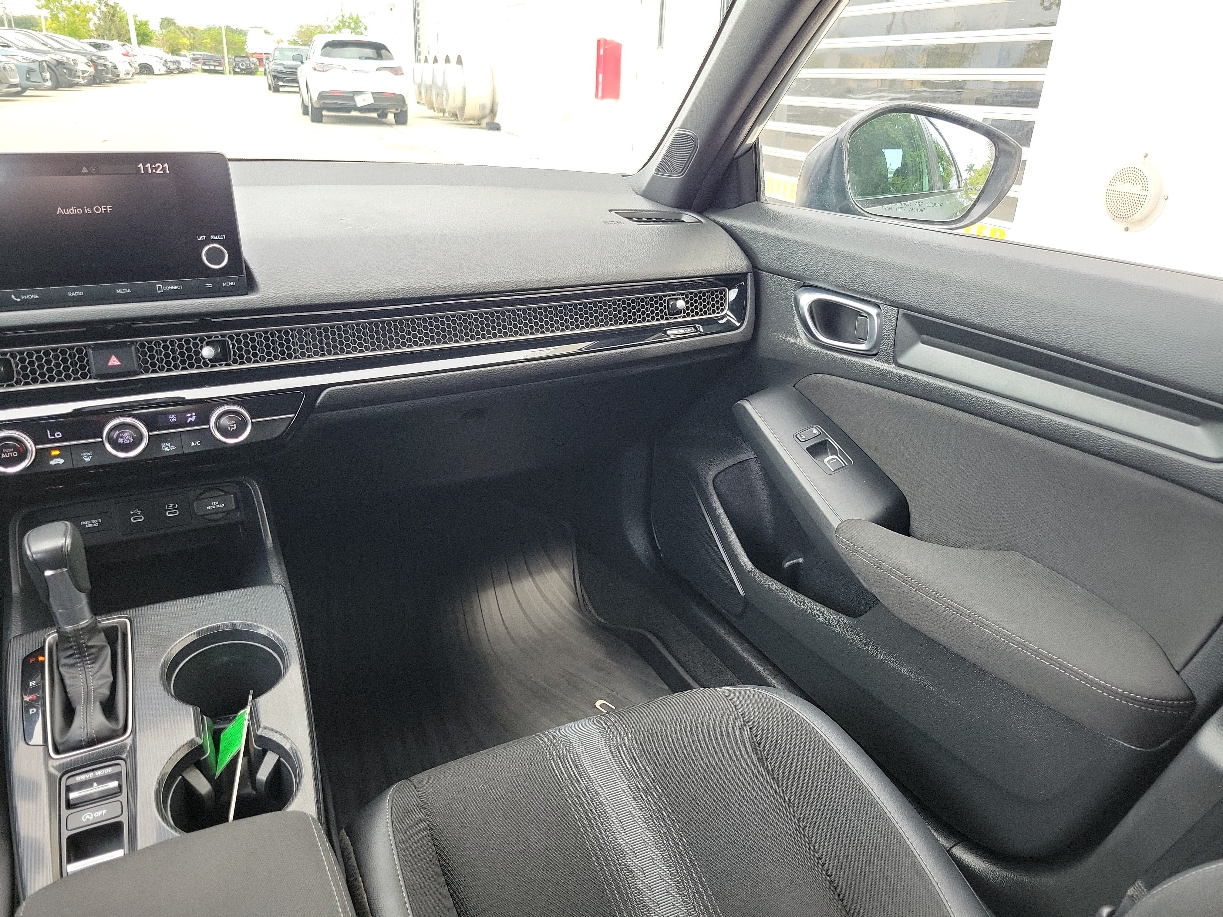 Used 2025 Honda Civic Sport image 18