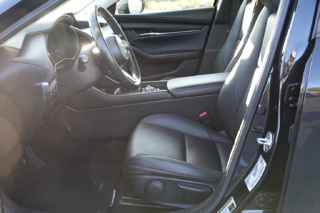 Used 2024 MAZDA MAZDA3 s FWD image 19