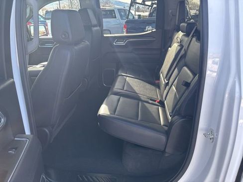 Used 2025 GMC Sierra 1500 SLT image 26