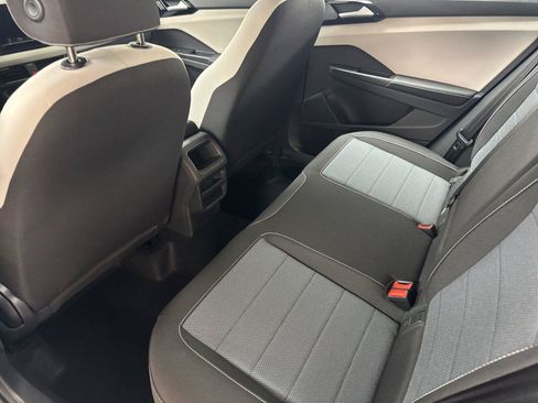 New 2026 Volkswagen Taos S AWD/4WD image 11