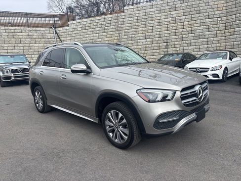 Used 2022 Mercedes-Benz GLE 350 4MATIC image 4