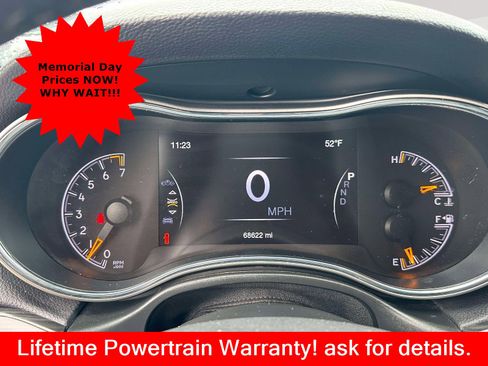 Used 2021 Jeep Grand Cherokee Laredo X AWD/4WD image 16