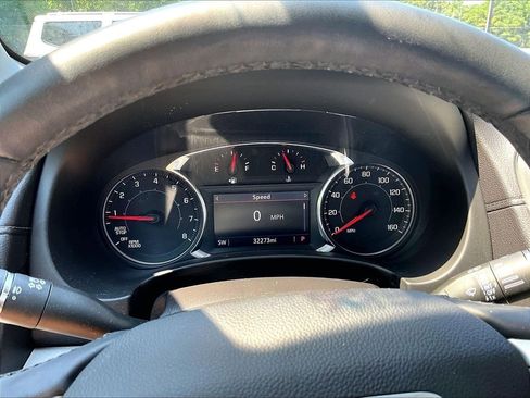 Used 2023 GMC Terrain SLT w/ Tech Package AWD/4WD image 13