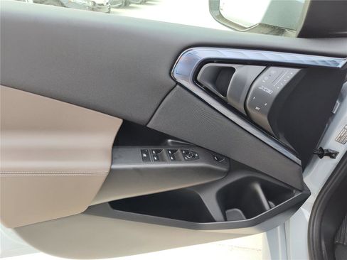 Certified 2025 BMW X3 xDrive30i image 15