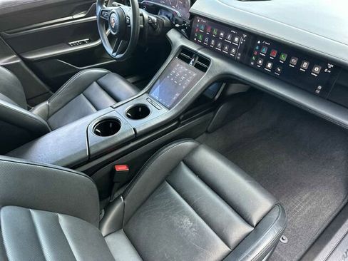 Used 2023 Porsche Taycan RWD image 18