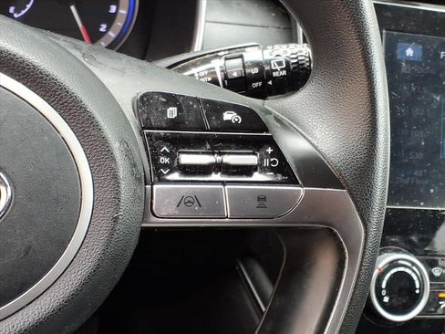 Used 2022 Hyundai Tucson SEL image 25