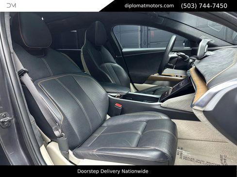 Used 2022 Lucid Air Grand Touring image 19