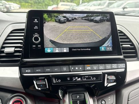 Used 2025 Honda Odyssey Sport-L image 24