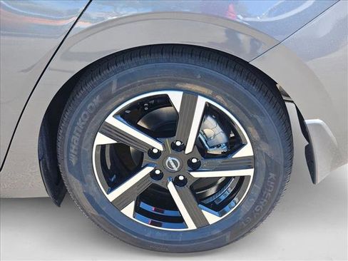 New 2025 Nissan Sentra SV image 10