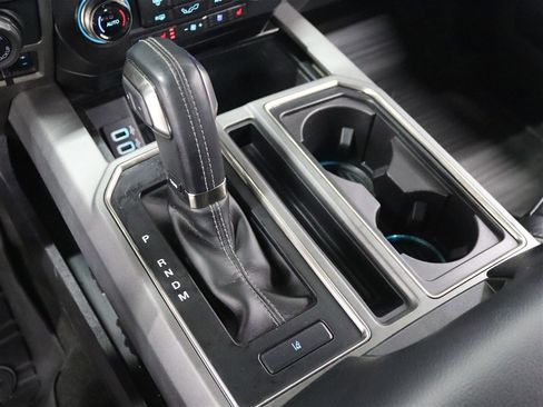 Used 2018 Ford F150 Raptor w/ Equipment Group 802A Luxury image 31