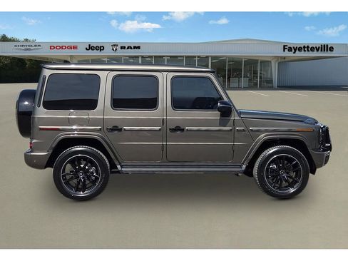 Used 2026 Mercedes-Benz G 550 image 2