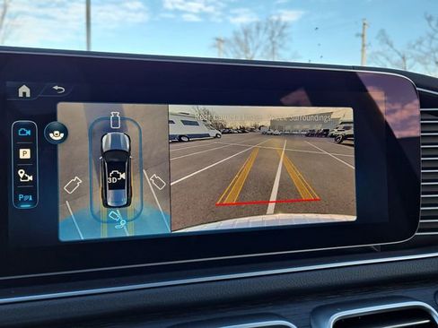 New 2026 Mercedes-Benz GLS 450 4MATIC image 12