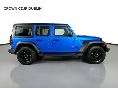 Used 2022 Jeep Wrangler Unlimited Sport AWD/4WD image 4