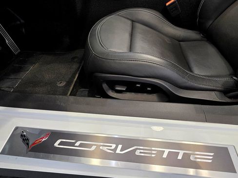 Used 2018 Chevrolet Corvette Grand Sport RWD image 18