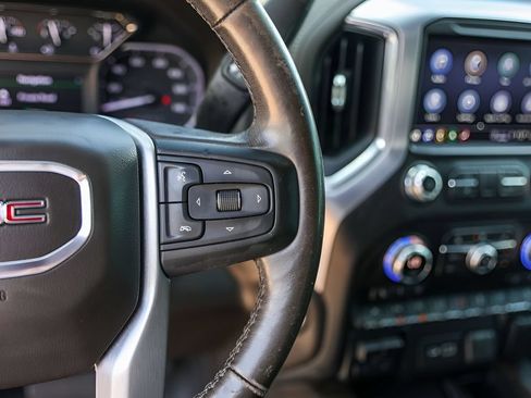 Used 2021 GMC Sierra 1500 SLT AWD/4WD image 16