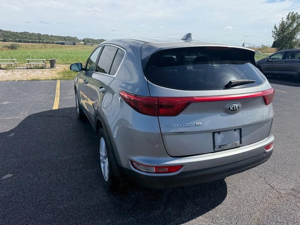 Used 2019 Kia Sportage LX FWD image 16