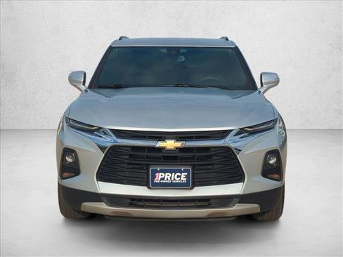 Used 2021 Chevrolet Blazer LT image 2