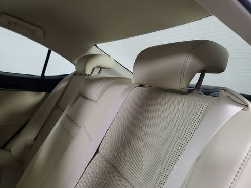 Used 2015 Lexus ES 350 w/ Premium Package FWD image 8