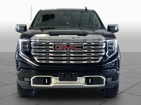 Used 2022 GMC Sierra 1500 Denali w/ Denali Reserve Package AWD/4WD image 3