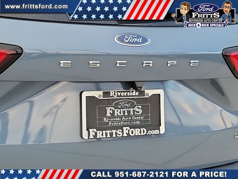 New 2024 Ford Escape SE image 24