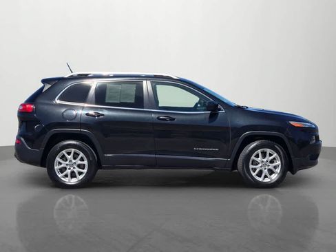 Used 2014 Jeep Cherokee Latitude AWD/4WD image 7