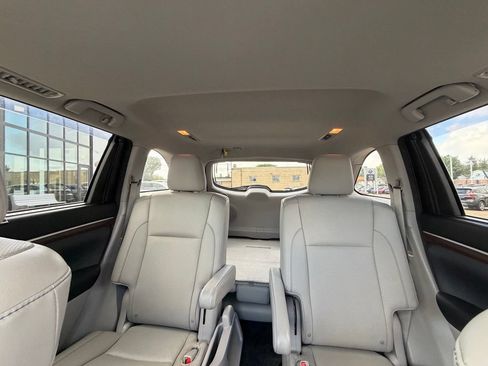 Used 2015 Toyota Highlander Limited AWD/4WD image 27