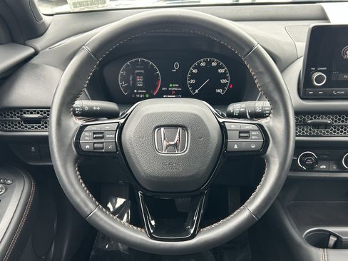 Certified 2025 Honda HR-V Sport image 19