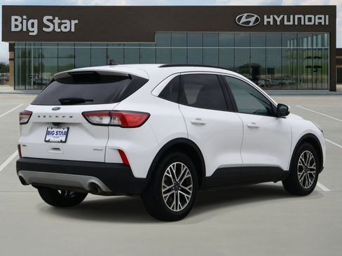 Used 2020 Ford Escape SEL FWD image 4