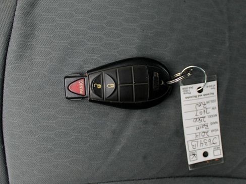 Used 2014 RAM 2500 Tradesman w/ Chrome Appearance Group image 30