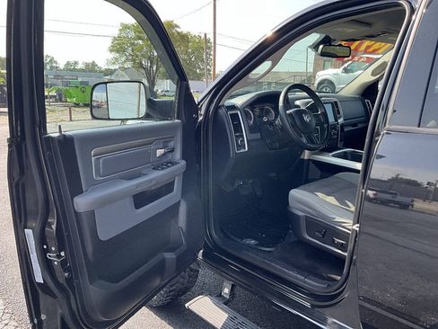 Used 2016 RAM 2500 Big Horn w/ Black Appearance Group AWD/4WD image 30