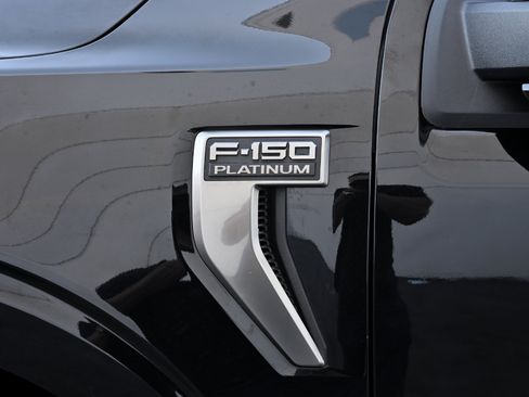 Used 2022 Ford F150 Platinum w/ FX4 Off-Road Package AWD/4WD image 44