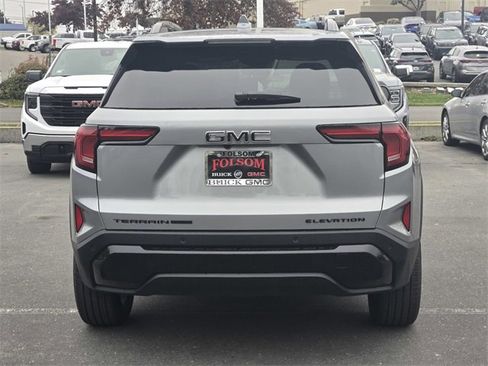 New 2026 GMC Terrain Elevation w/ Elevation Premium Package image 5