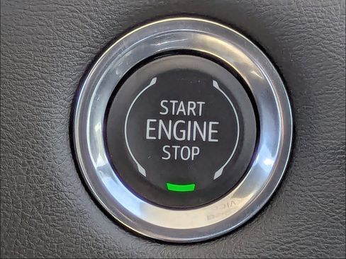 New 2026 GMC Canyon Elevation w/ Convenience Package RWD image 30