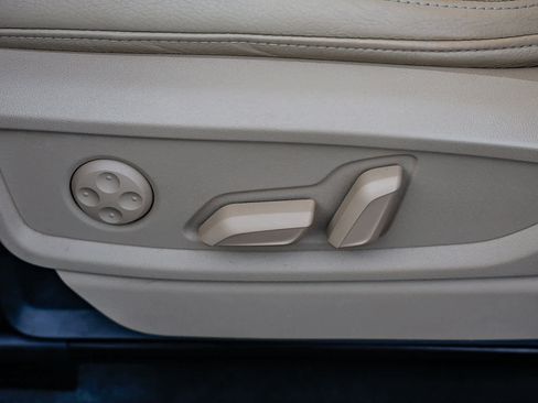 Used 2018 Audi Q5 2.0T Premium Plus w/ Premium Plus Package image 22