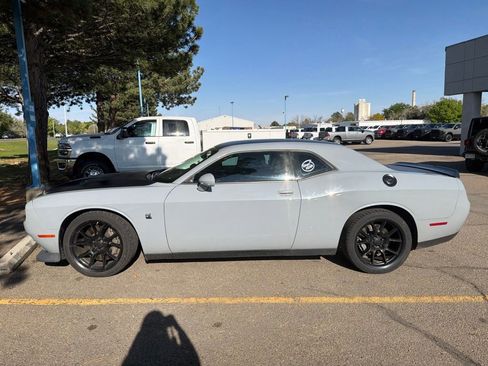 Used 2020 Dodge Challenger R/T Scat Pack RWD image 10