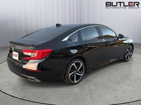 Used 2022 Honda Accord Sport image 6