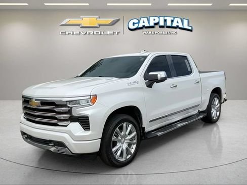 Used 2022 Chevrolet Silverado 1500 High Country w/ High Country Premium Package AWD/4WD image 1