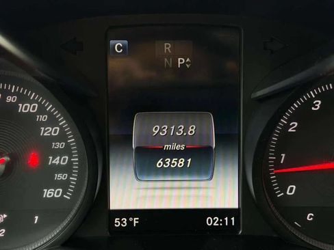 Used 2018 Mercedes-Benz GLC 300 4MATIC image 16