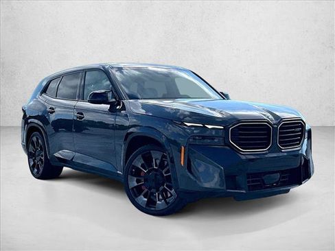 Used 2023 BMW XM AWD/4WD image 12