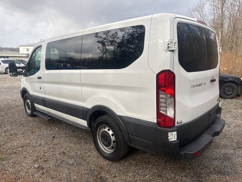 Used 2016 Ford Transit 150 XL image 7