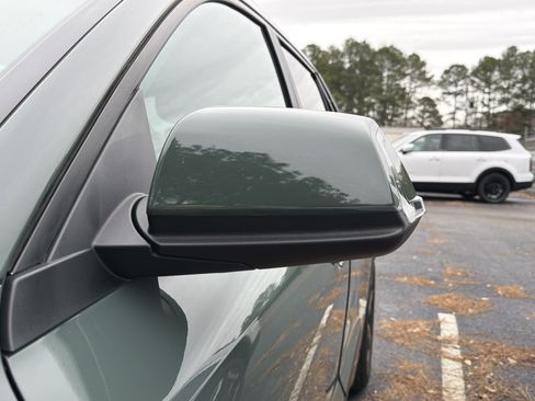 Used 2024 Kia Niro EX image 10