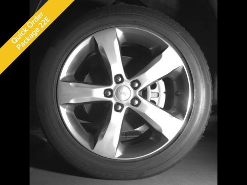 Used 2021 Jeep Grand Cherokee L Limited AWD/4WD image 10