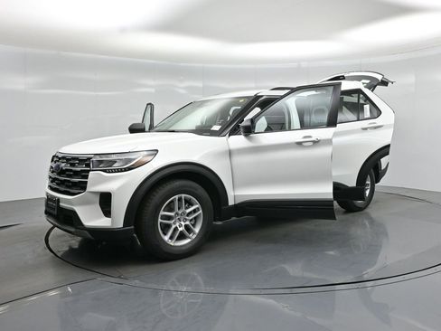 New 2026 Ford Explorer Active AWD/4WD image 28