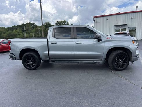 Used 2023 Chevrolet Silverado 1500 RST AWD/4WD image 2