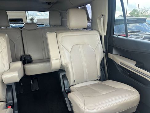 Used 2024 Ford Expedition Max Limited image 42