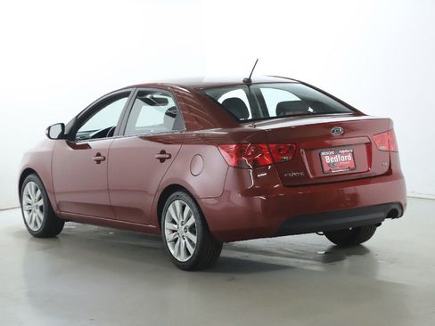 Used 2010 Kia Forte SX image 41