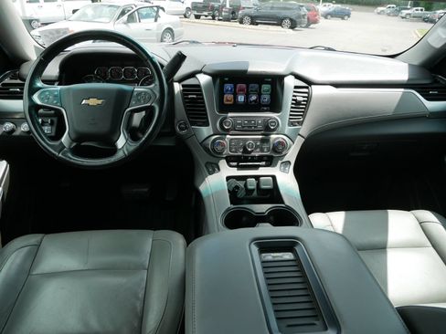 Used 2016 Chevrolet Suburban LT w/ Luxury Package AWD/4WD image 12