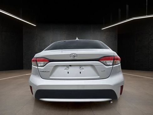 Used 2020 Toyota Corolla LE FWD image 6
