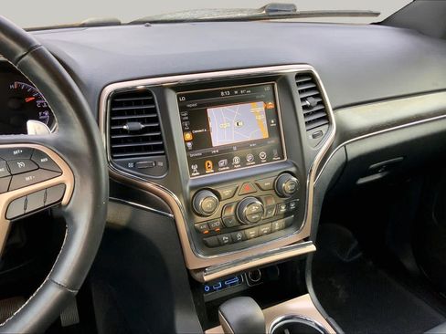 Used 2017 Jeep Grand Cherokee Limited AWD/4WD image 7