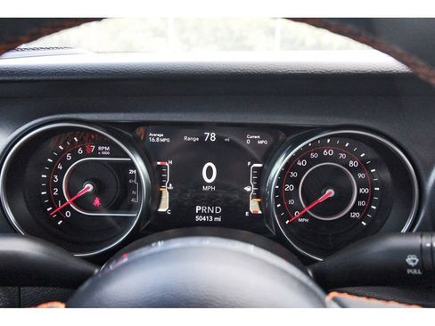 Used 2022 Jeep Gladiator Mojave w/ Cold Weather Group image 18